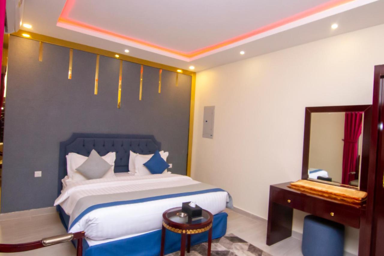 ال متعب سويتس الفلاح 1 Aparthotel Riyadh Exterior photo